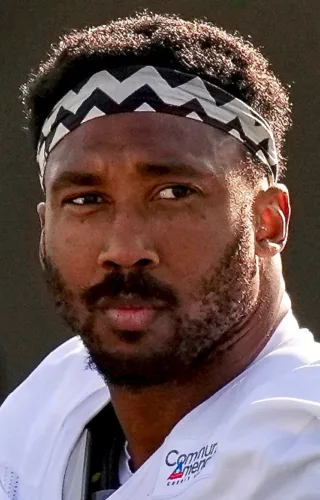 Garrett acknowledges knee injury after Rams’ loss